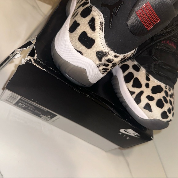 Air Jordan Retro 11 Women’s size 10.5 Animal Instinct - Picture 7 of 8